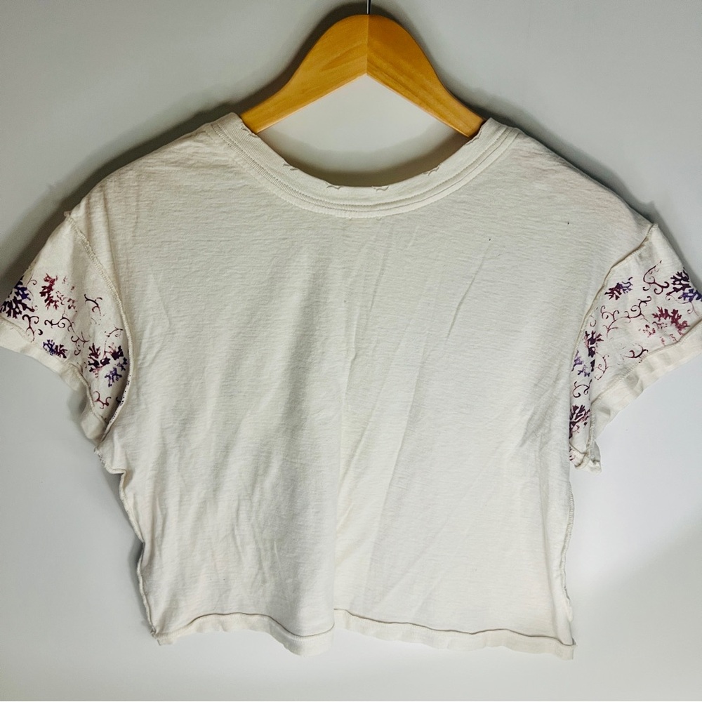 FREE PEOPLE sequin eagle crop tee sz Small - Picture 6 of 7